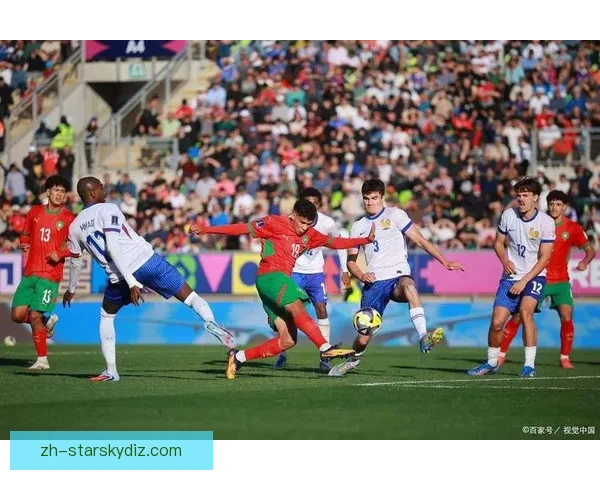 恩杜卡达戈斯蒂诺各自建功 墨尔本胜利平布里斯班狮吼